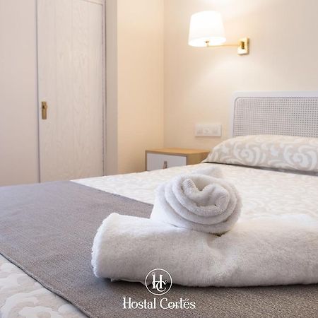 Hostal Cortes Куенка Екстериор снимка
