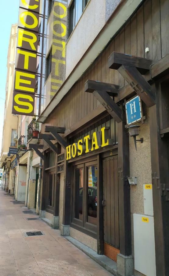 Hostal Cortes Куенка Екстериор снимка